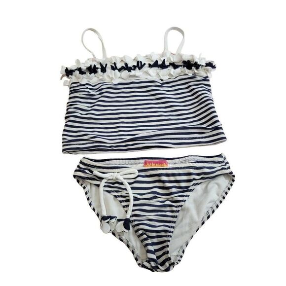 Kate Mack stripped tankini 5T - Picture 1 of 6